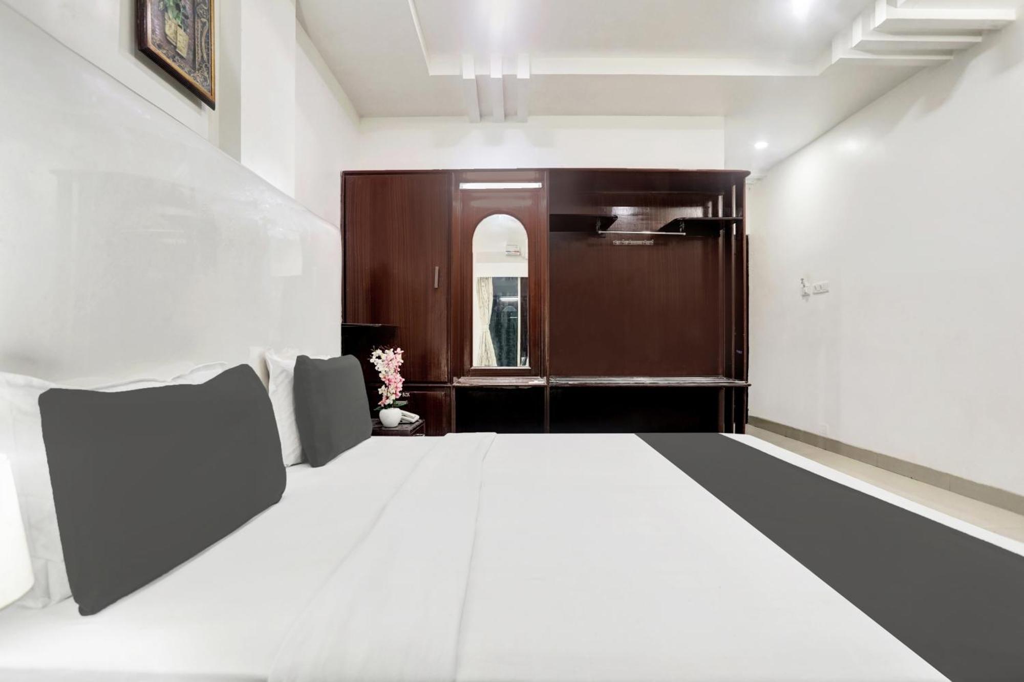 Hotel Grandarya Eluru Exterior foto