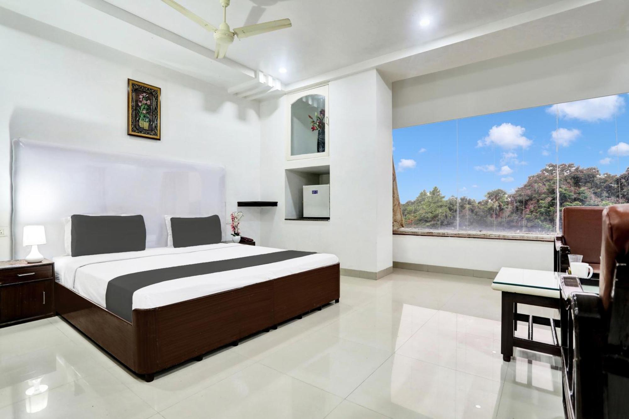 Hotel Grandarya Eluru Exterior foto
